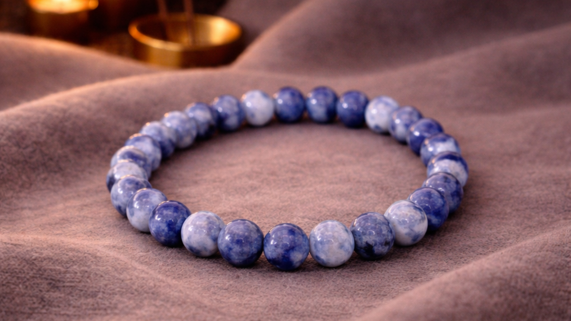 सोडालाइट कंगन